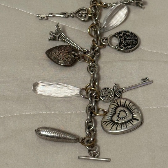 Vintage Statement piece! Charm bracelet w/lots of charms! Extremely unique! - Picture 8 of 9